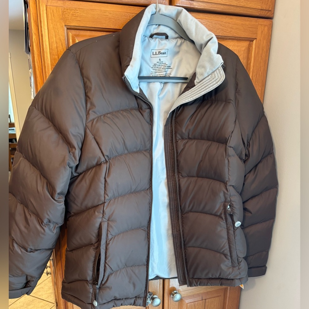 L.L. Bean puffer coat, women’s SZ S Goose Down - Picture 7 of 7